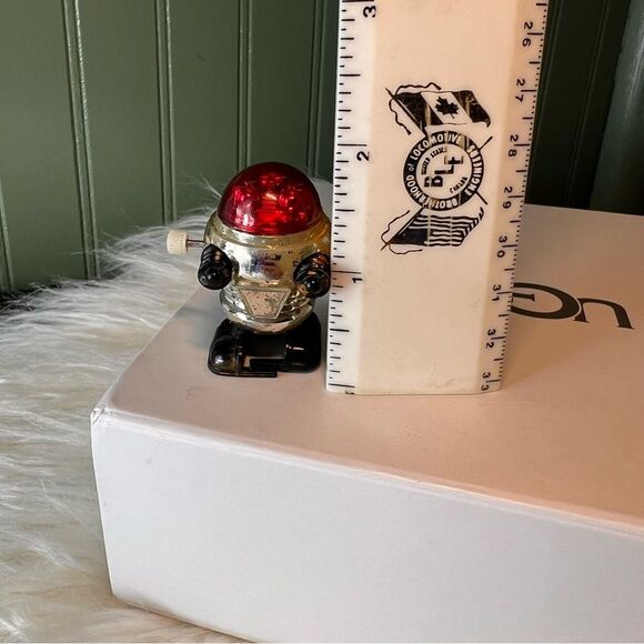 1977 Rascal Robots Tomy Mini Wind Up Robot Toy Collectible - Picture 6 of 8